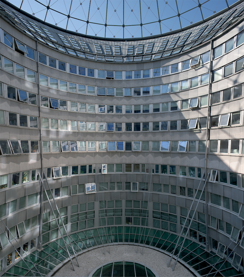 Apartment Building Gasometer B Vienna Austria by COOP HIMMELB L AU 拷贝