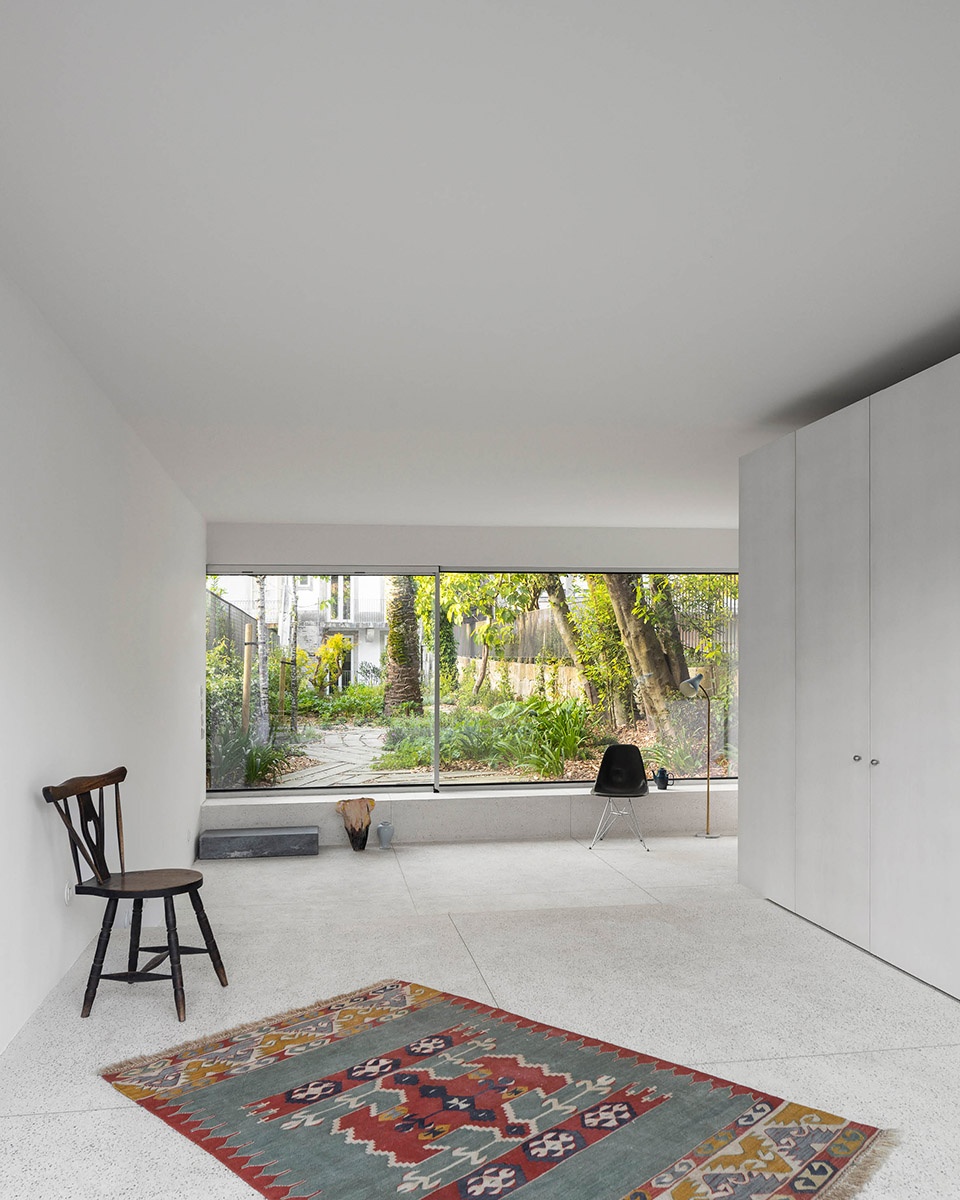 very tiny palazzo by fala atelier