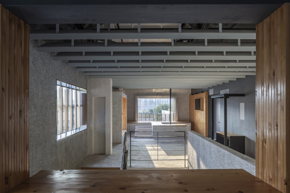 Front Hall of Tianmei Theater LI WENXI Architects