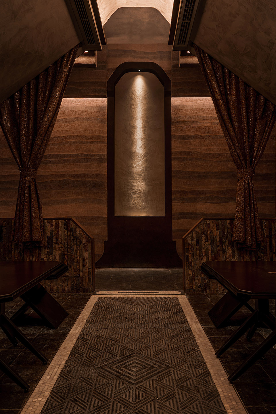 La Beato by Light for