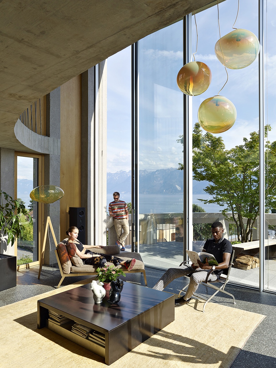 Urban House in Pully by LOCALARCHITECTURE