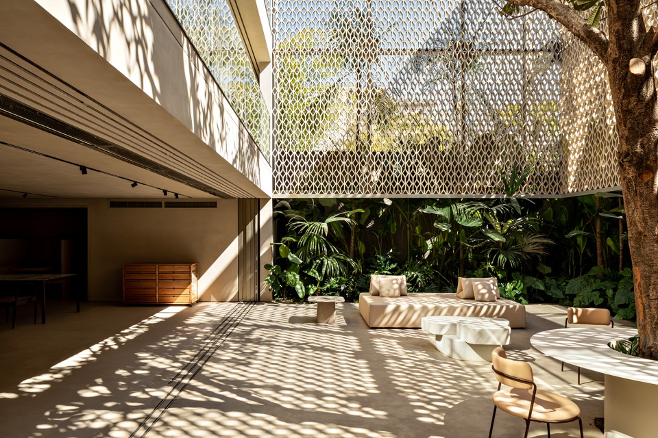 55 Design by Studio Arthur Casas
