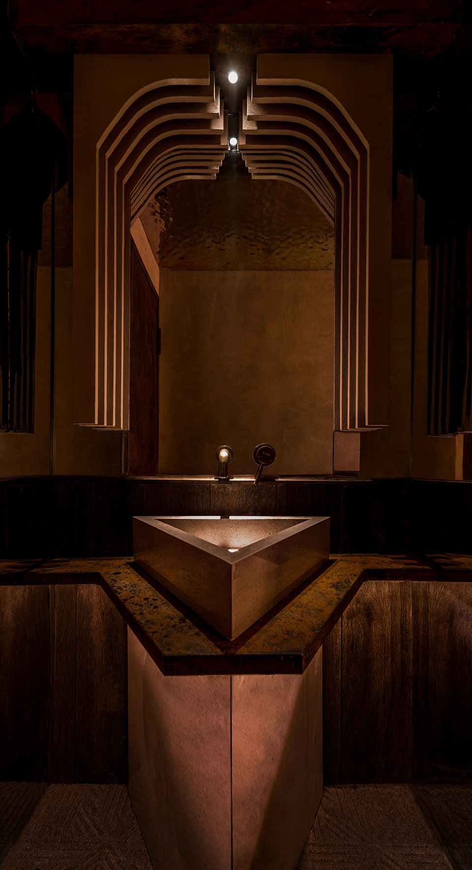 La Beato by Light for