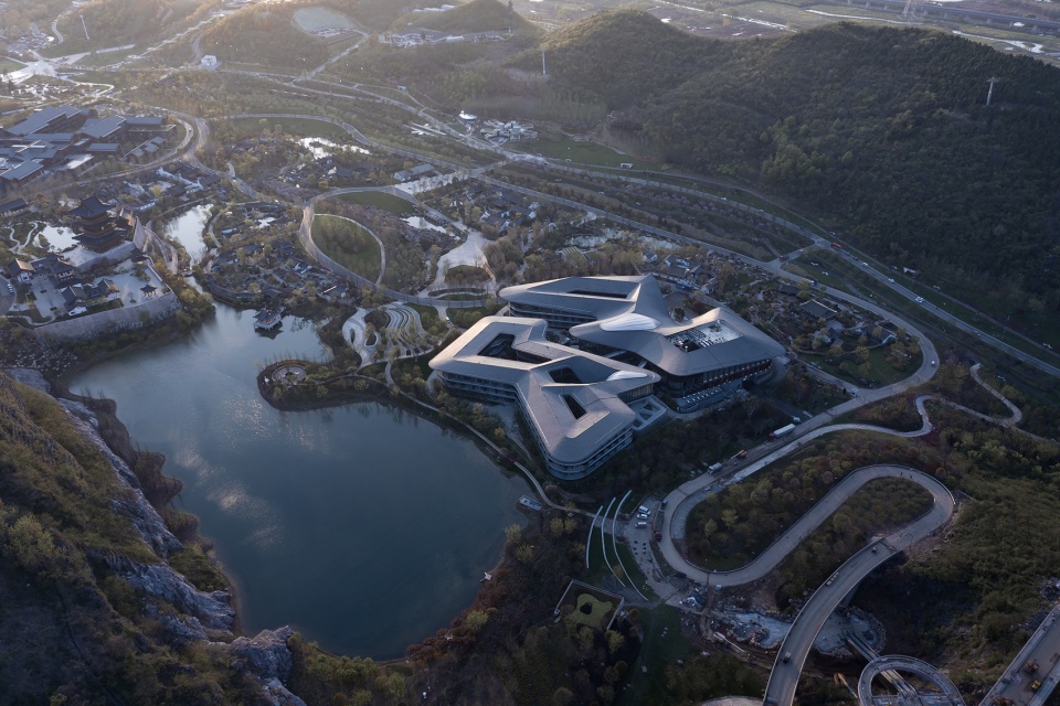 Radisson Collection Resort in Jiangsu Horticultural Expo Park by Archi Union