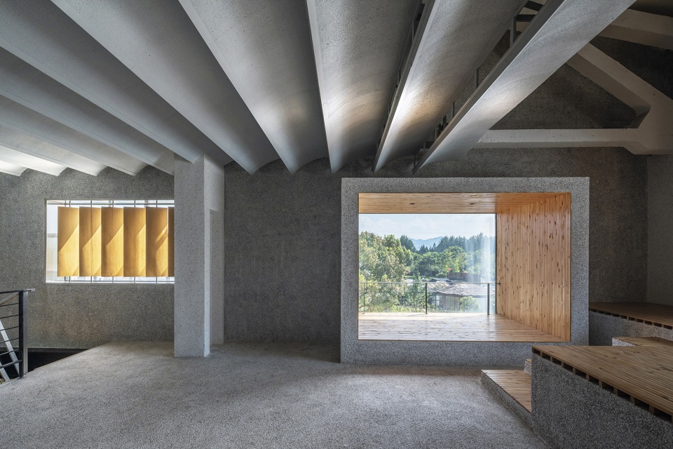 Front Hall of Tianmei Theater LI WENXI Architects