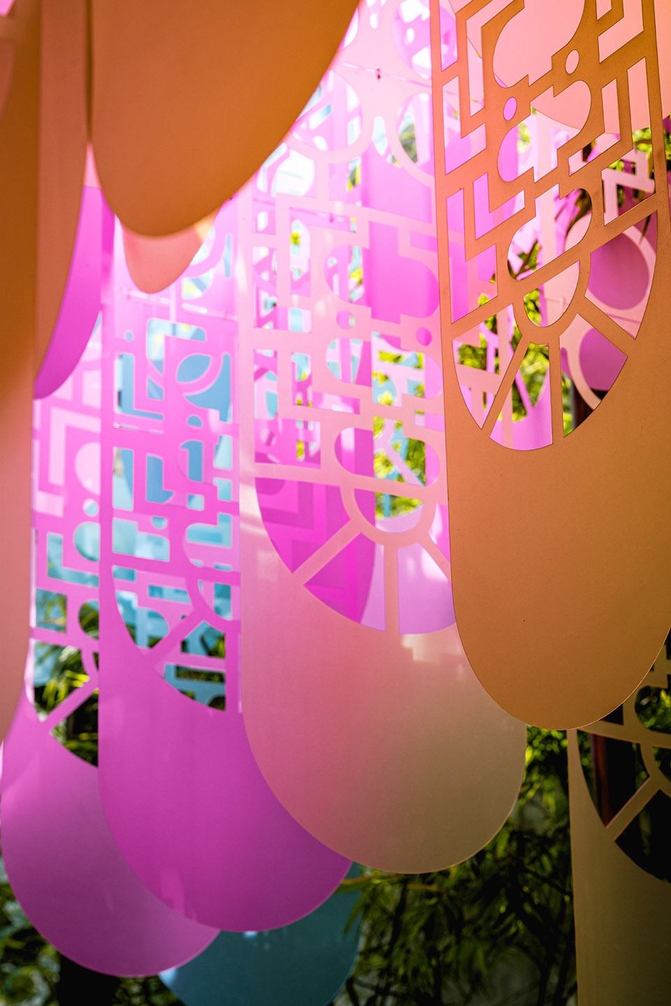 endless frames by poh sin studio