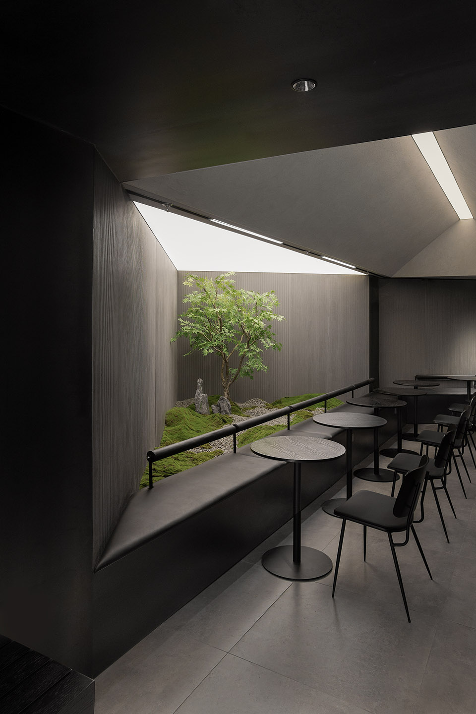 M Stand in Baoshan Touch Mall by ATELIER RAW