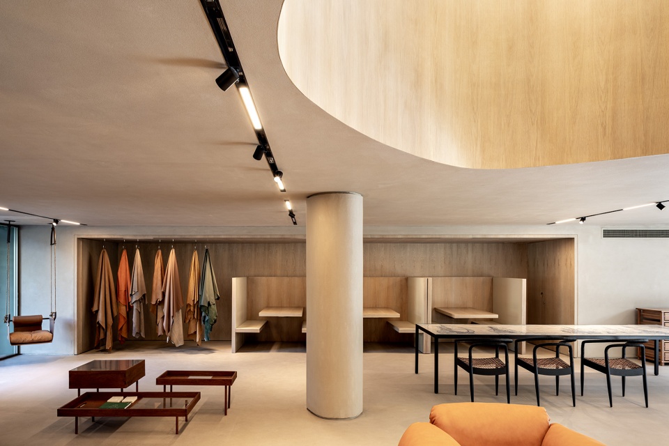 55 Design by Studio Arthur Casas