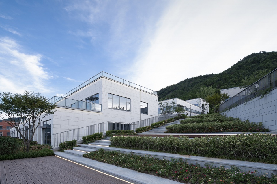 ChaTing Freedom Hill China by c d Design Center
