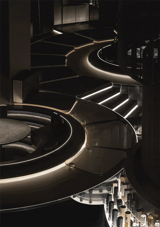 PULLME Dining and Bar Balance Design