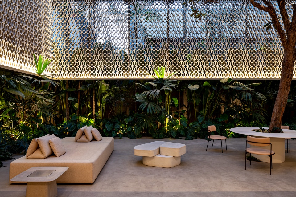 55 Design by Studio Arthur Casas