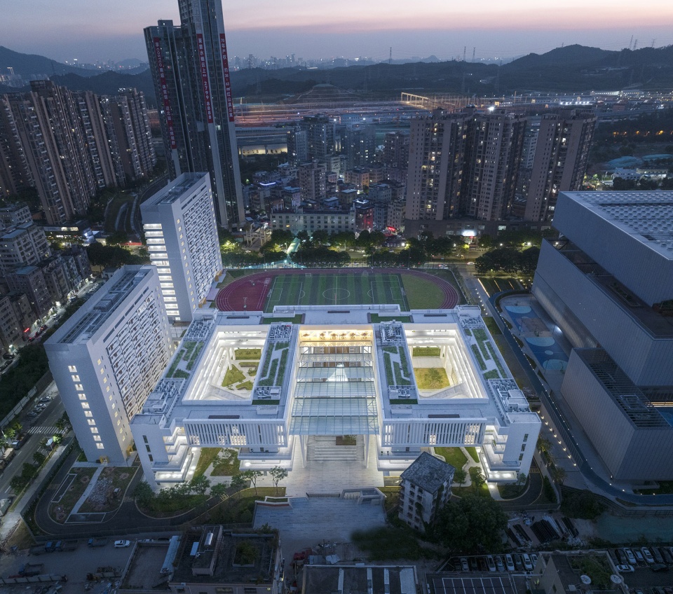Shenzhen Hongshan Middle School CAPOL