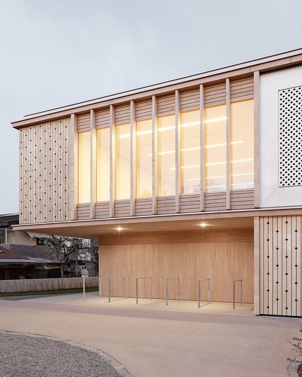 engelbach kindergarten by innauer matt architekten