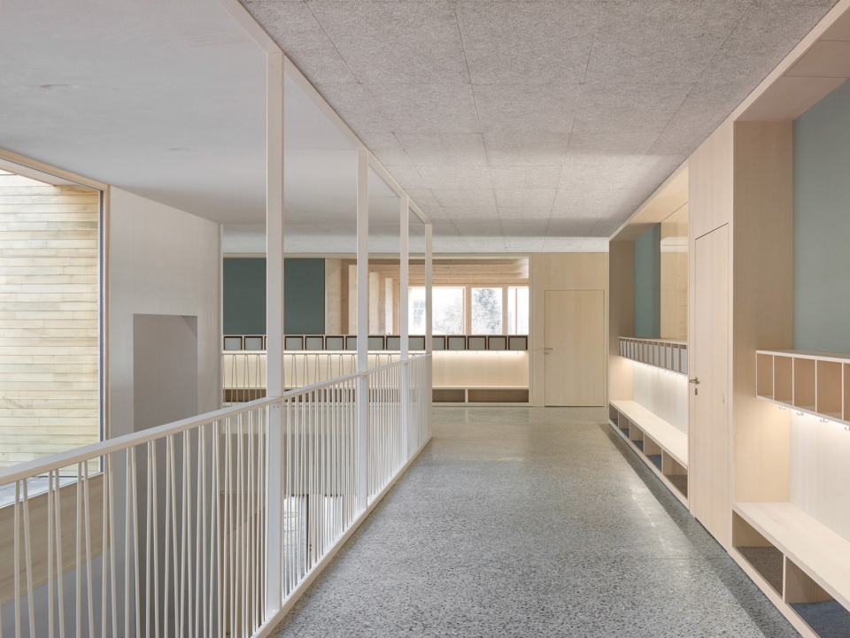 engelbach kindergarten by innauer matt architekten