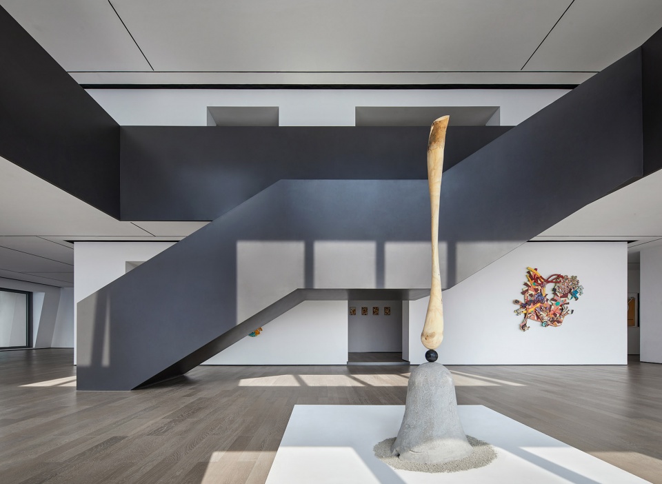 The Gallery Floating in the Clouds Hope
