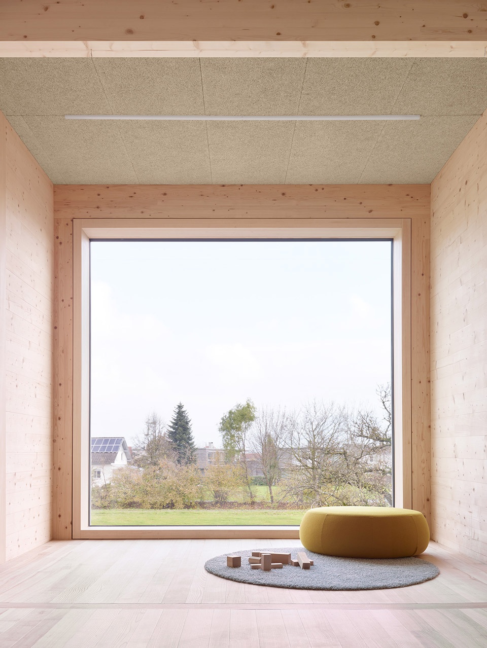 engelbach kindergarten by innauer matt architekten