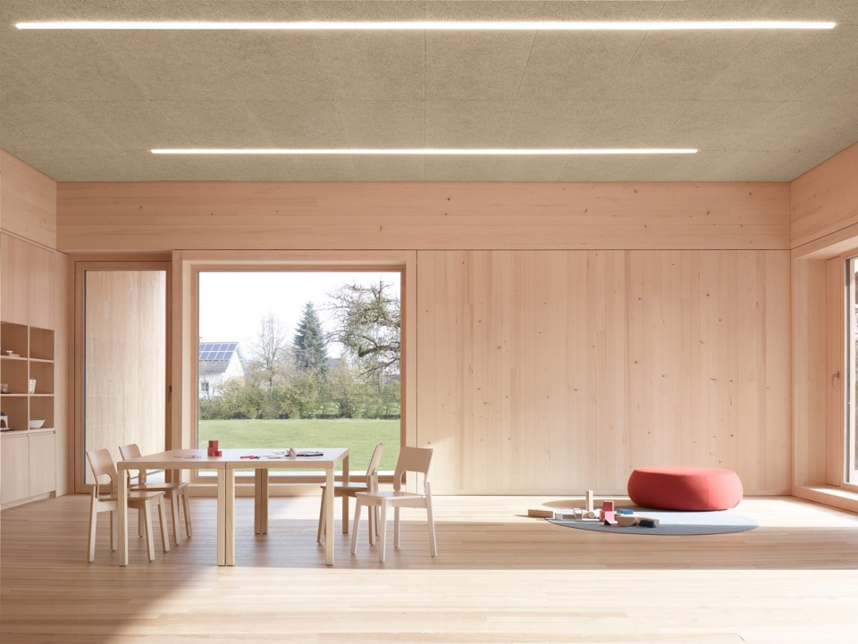 engelbach kindergarten by innauer matt architekten