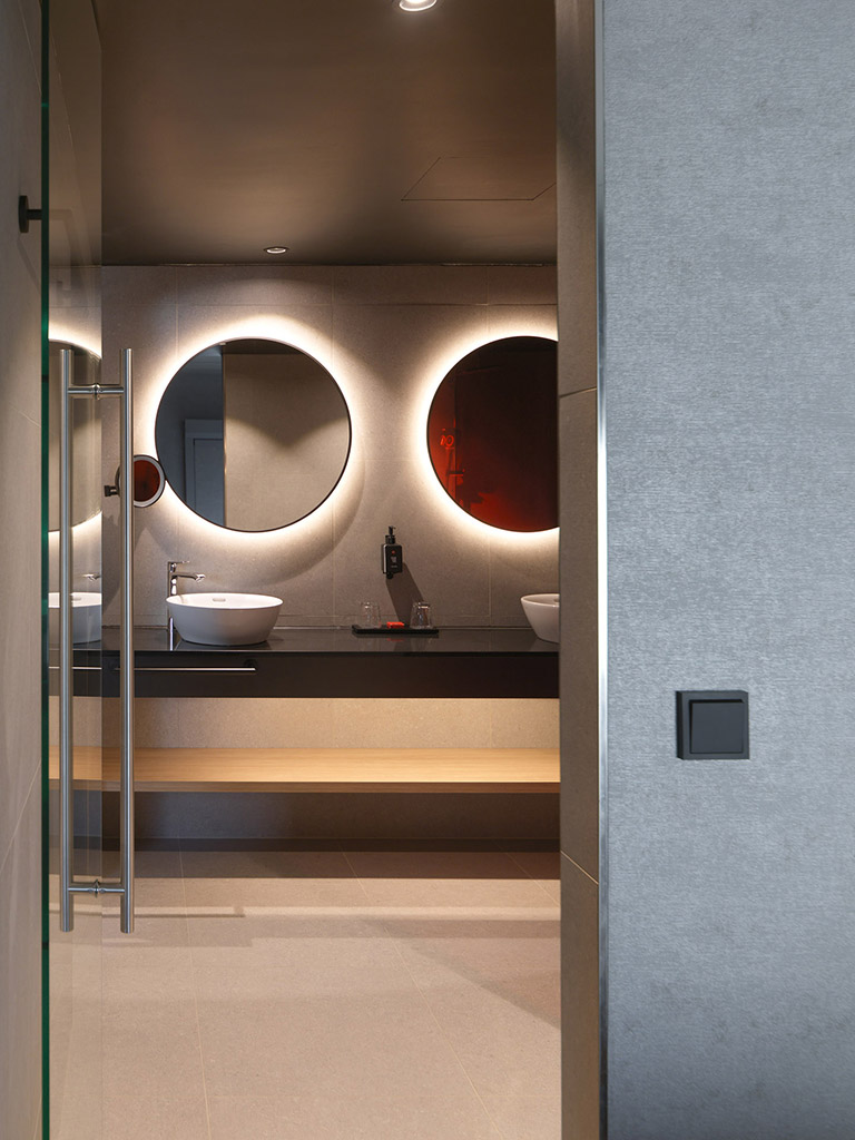 The Rock Radisson Red Vienna INNOCAD
