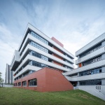 台山市广旭实验学校 / 象外营造工作室