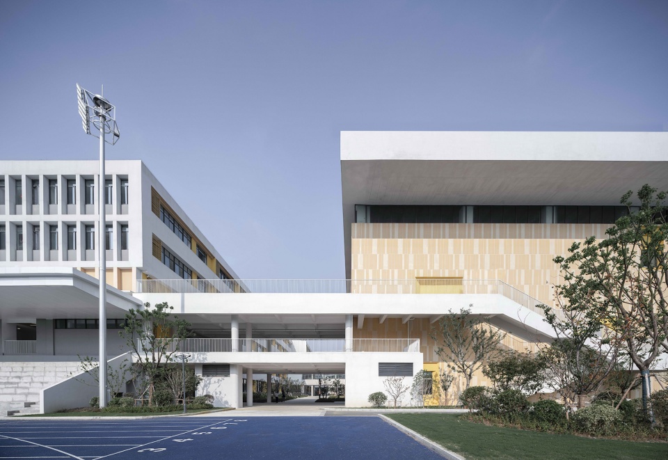 Xingpu experimental middle school in Suzhou Industrial Park by huazao