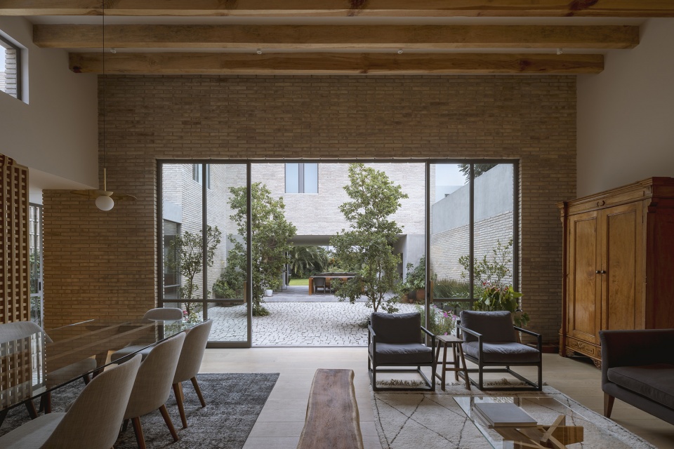 MIKA HOUSE by ASP Arquitectura Sergio Portillo