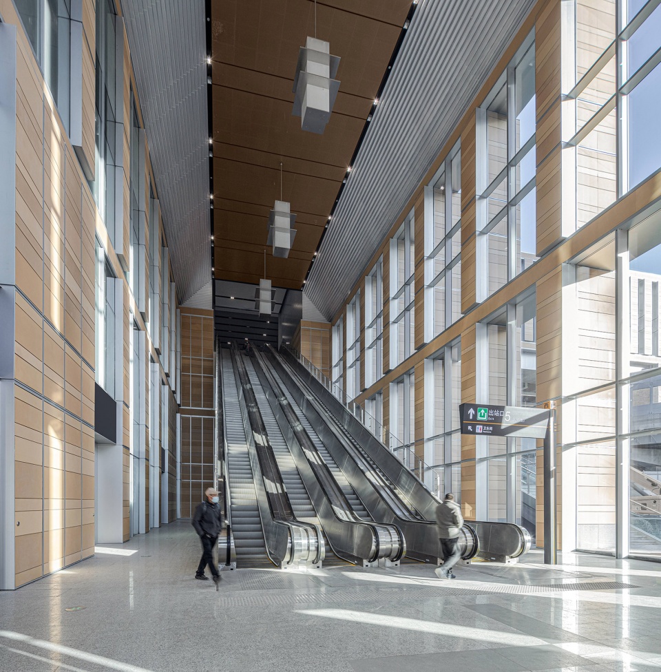 beijing fengtai railway station by gmp
