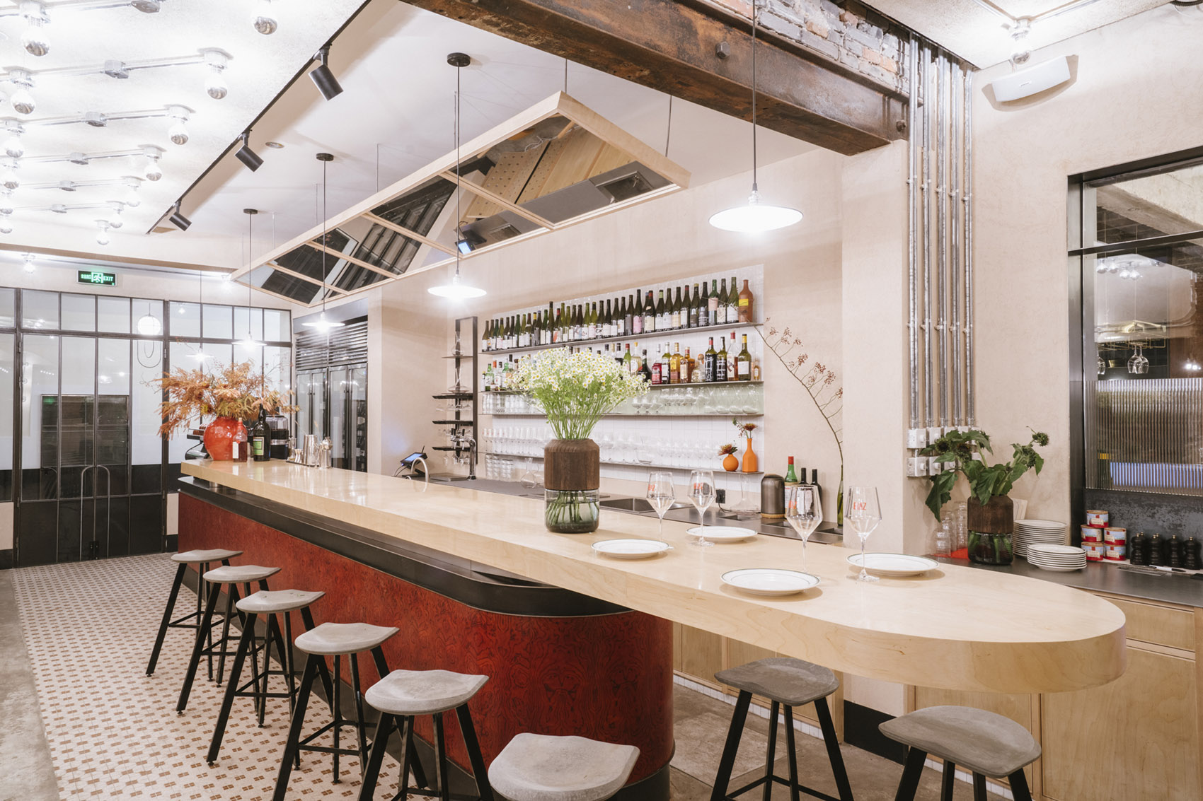 blaz french cantine by mirabeau architecture