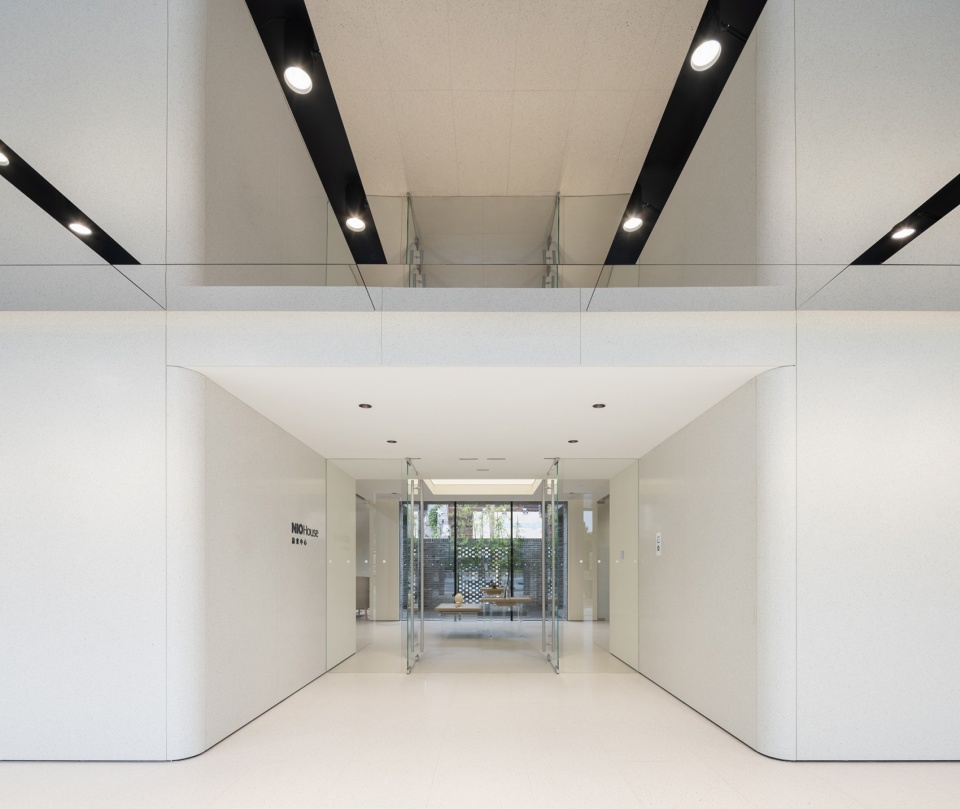 Jinan NIO House China by LUKSTUDIO