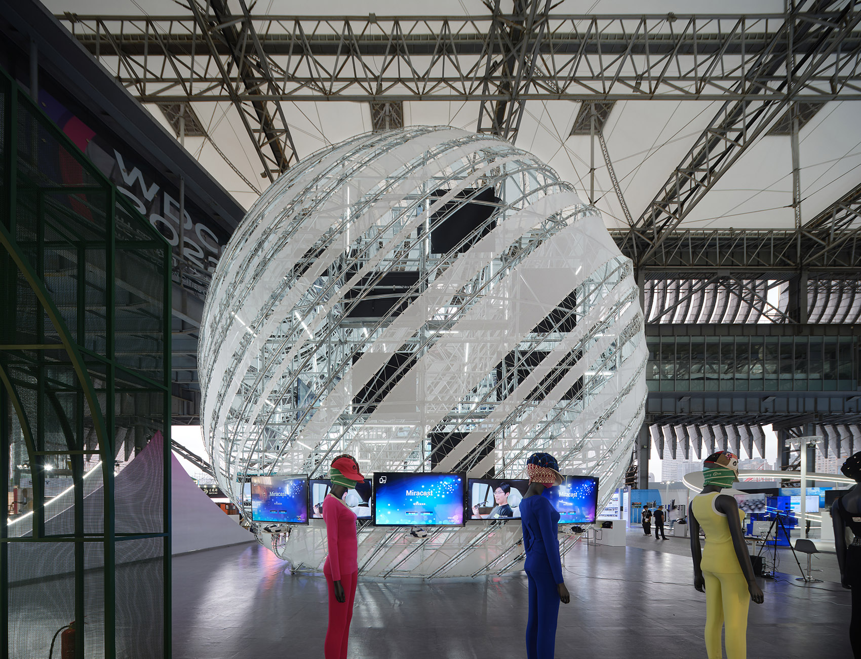 The eye of the future by Oumoumou Studio School of Design SJTUARCPLUS