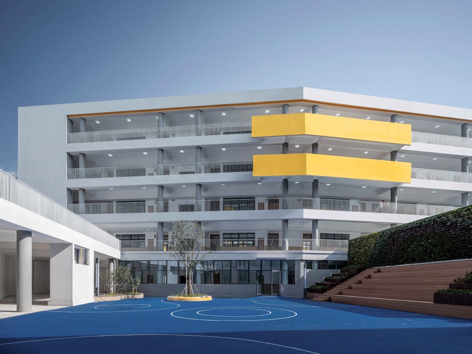 Xingpu experimental middle school in Suzhou Industrial Park by huazao