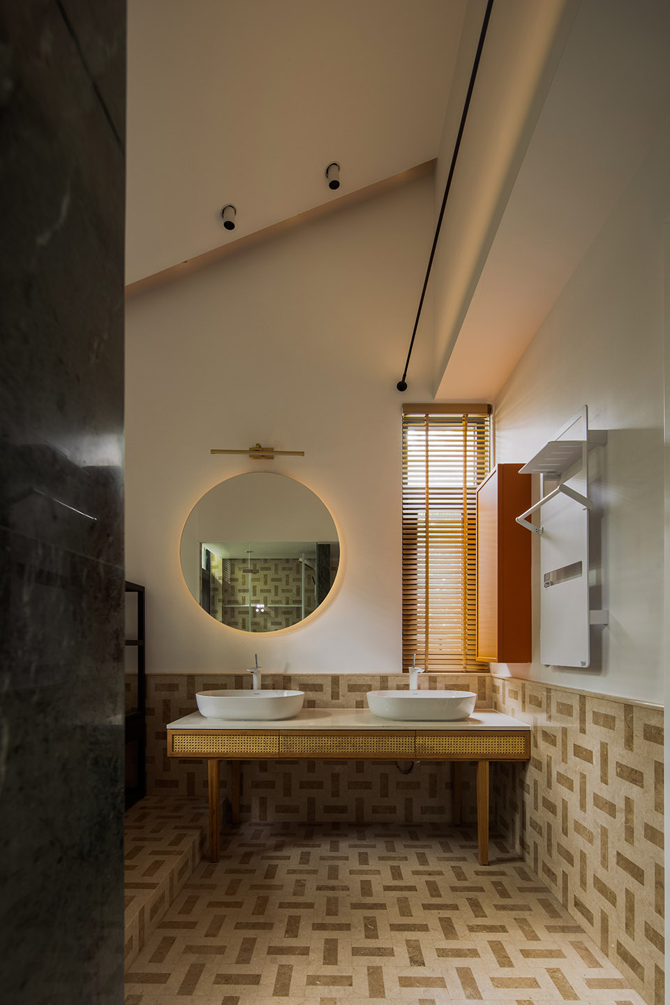A Age of Innocence UNI X Interior Architects