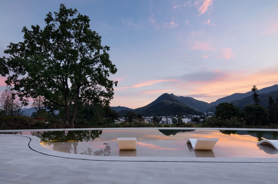 Huangshan Banyan Tree Huangshan Cultural Village by HANCS Landscape Architecture Design
