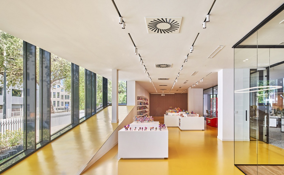 new magic box headquarters by oma octavio mestre arquitectos