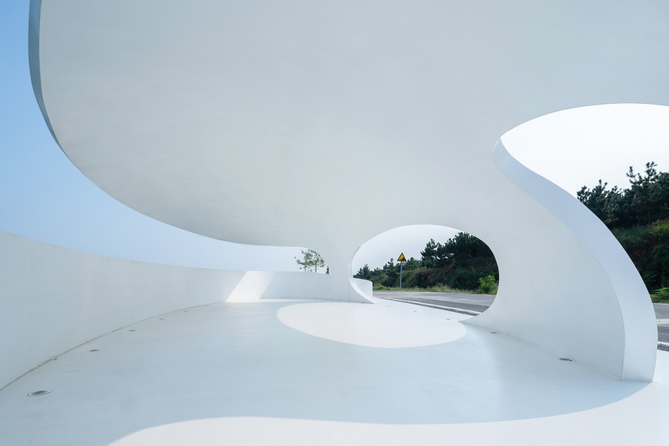 One Leaf Tea Pavilion in Rizhao Lanshan by Kong Xiangwei Studio