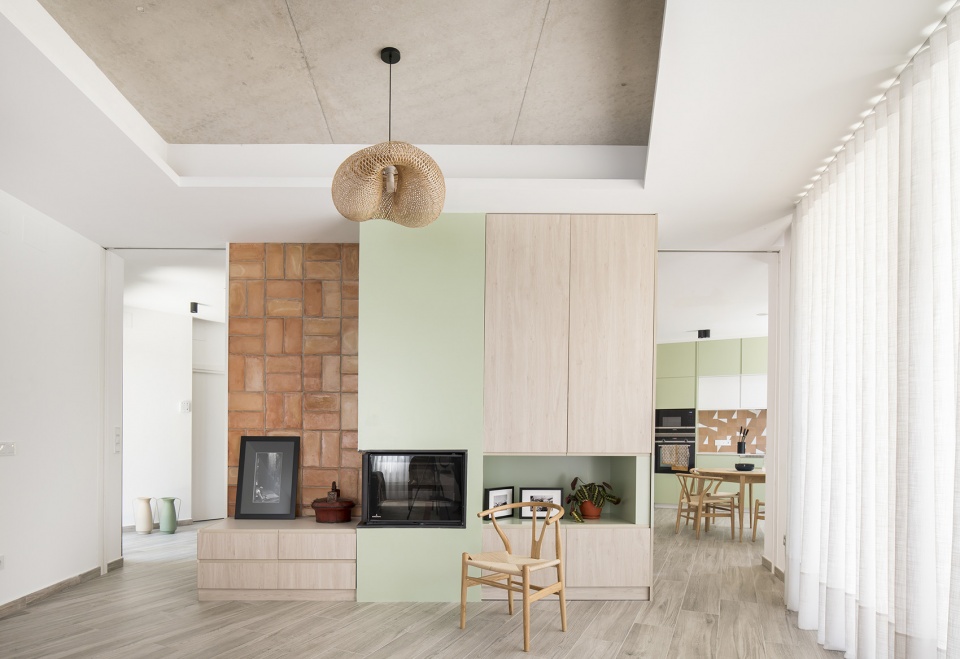 LLO HOUSE by OOIIO Architecture