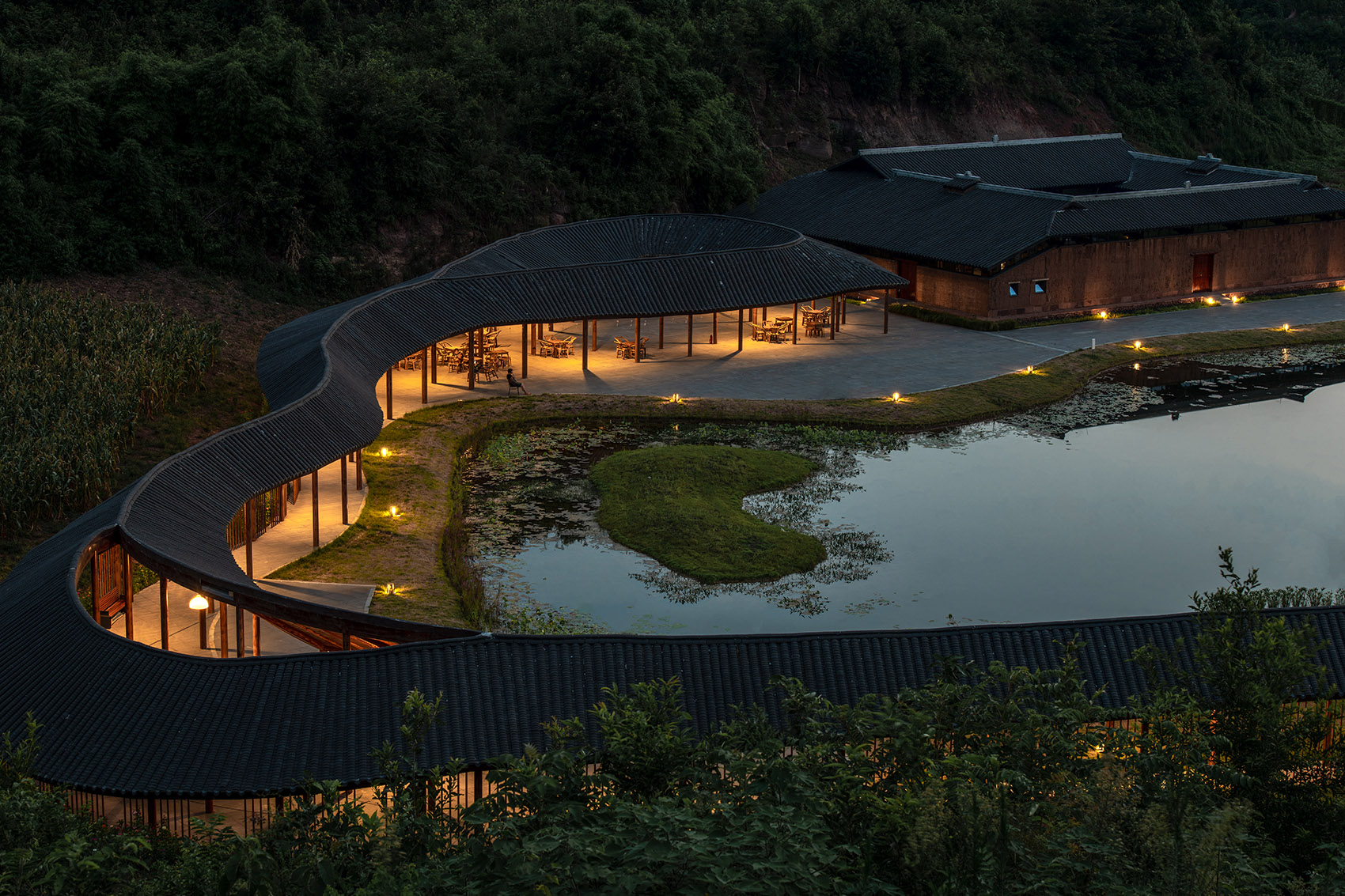 Tao Family Courtyard SecondNature