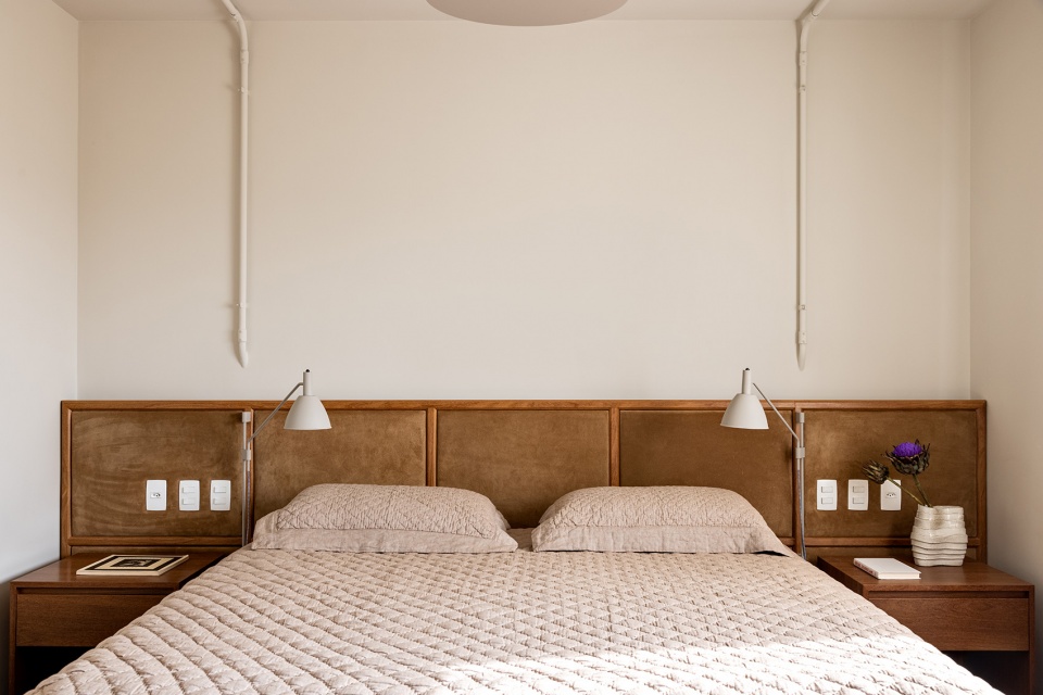 Gale Apartment by MEMOLA ESTUDIO