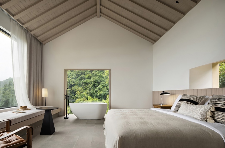 Miyue Tianlu Secret Wild Wonderland Hotel China by G S DESIGN