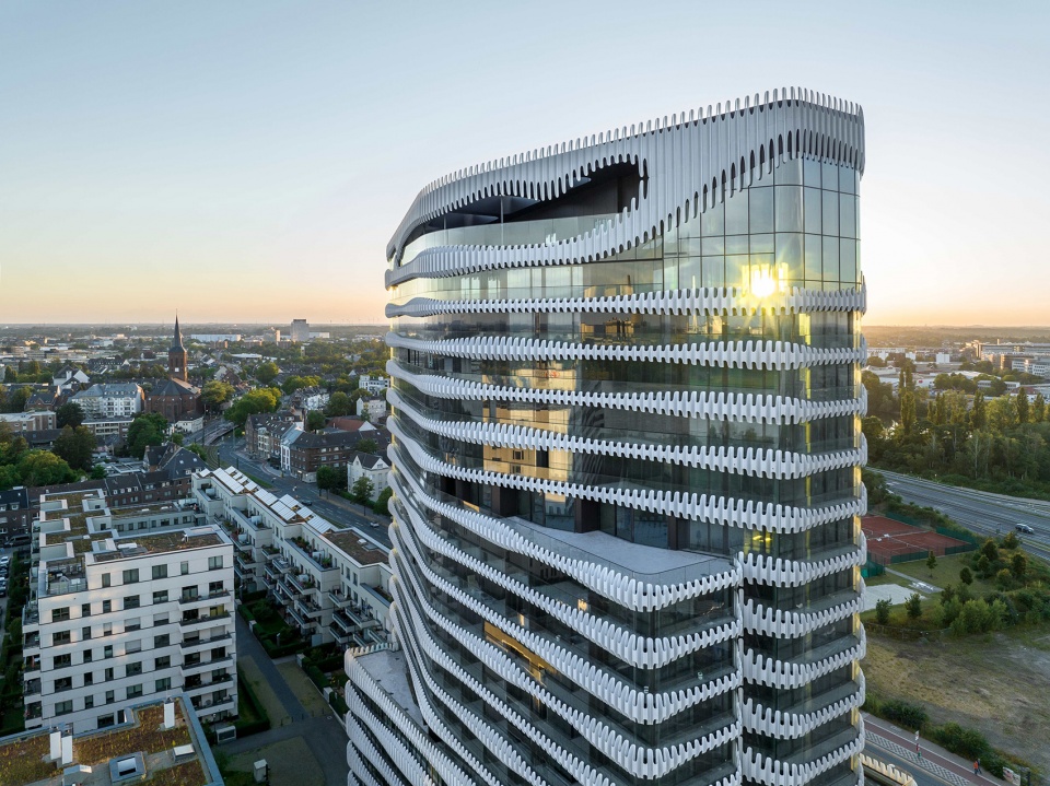 ZIPPER RKM 740 Tower by J MAYER H und Partner Architekten