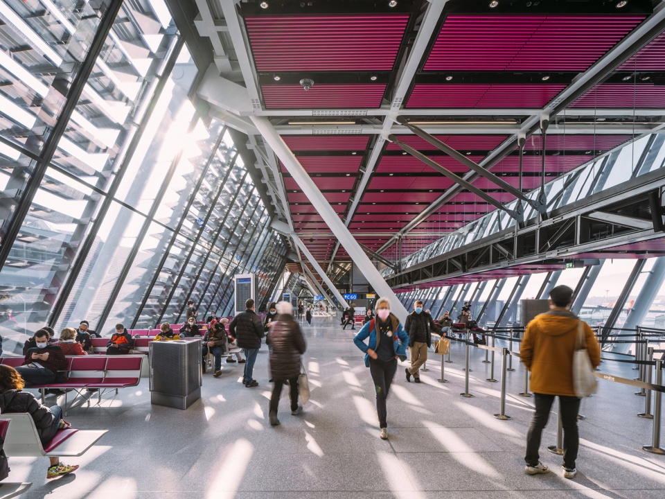 aile est a new world class jetty opens at geneva aeroport26
