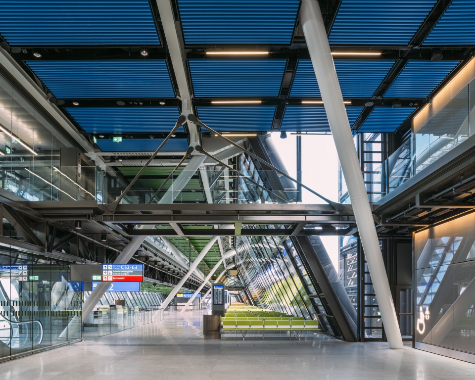 aile est a new world class jetty opens at geneva aeroport30