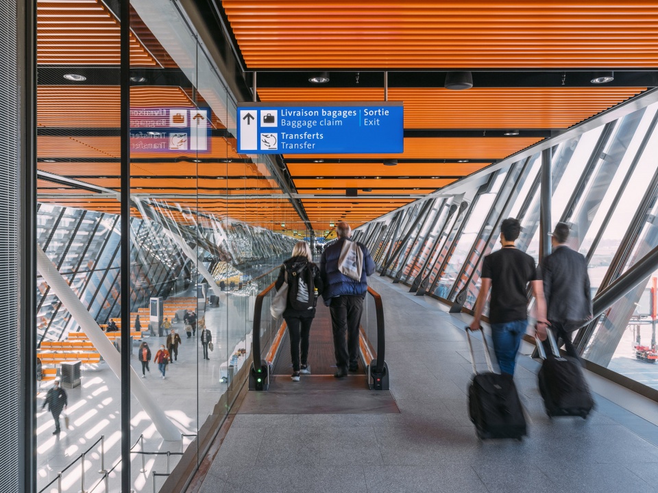 aile est a new world class jetty opens at geneva aeroport39