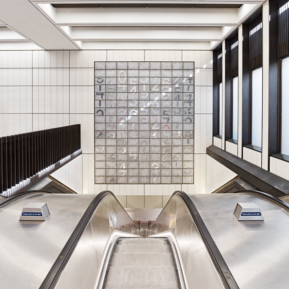 bond street station elizabeth line by john mcaslan partners