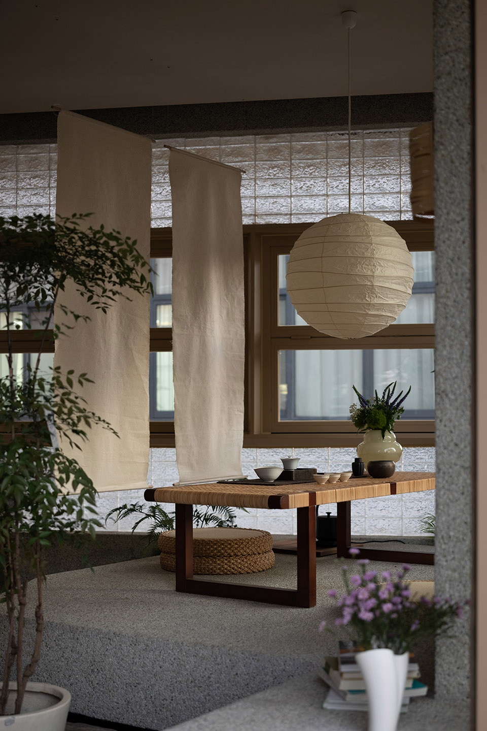 qiu ti tea shop by mix design