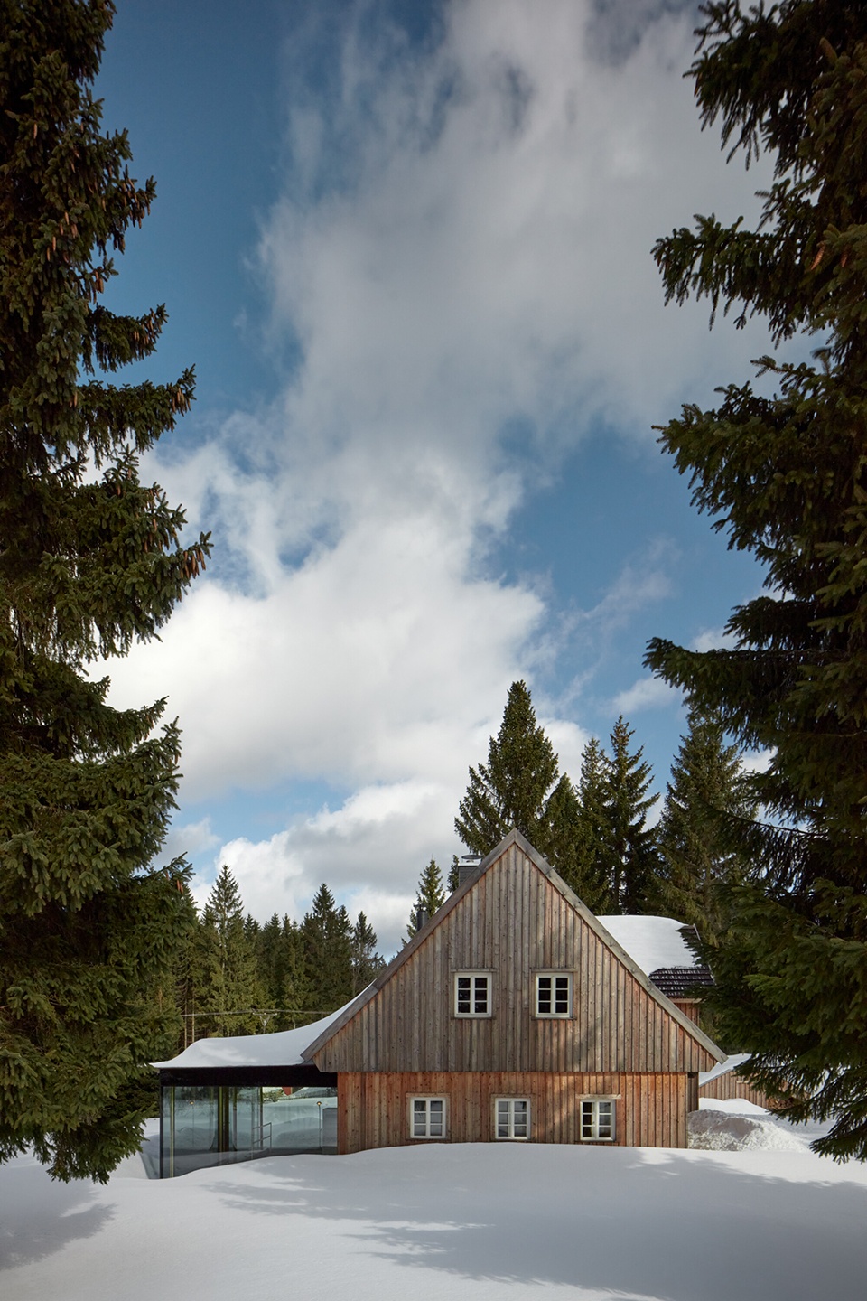 The Glass Cabin by Mjolk architekti