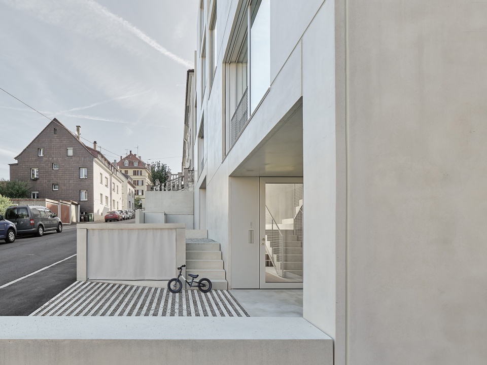 HS77 Stuttgart Apartments by VON M
