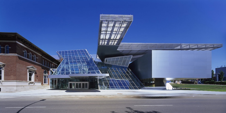 Akron Art Museum USA by COOP HIMMELB L AU