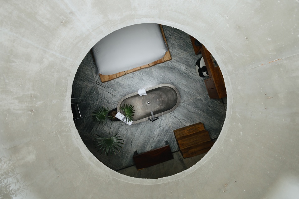 Flavia Luxury Hotel by ROOTSTUDIO