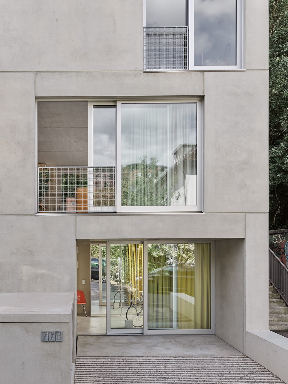 HS77 Stuttgart Apartments by VON M