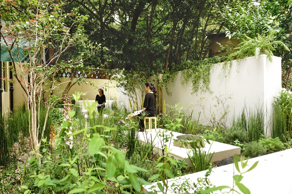 to summer infinity garden shanghai by yiyu design
